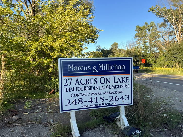 Hawaiian Gardens Resort Motel - Aug 30 2023 (newer photo)